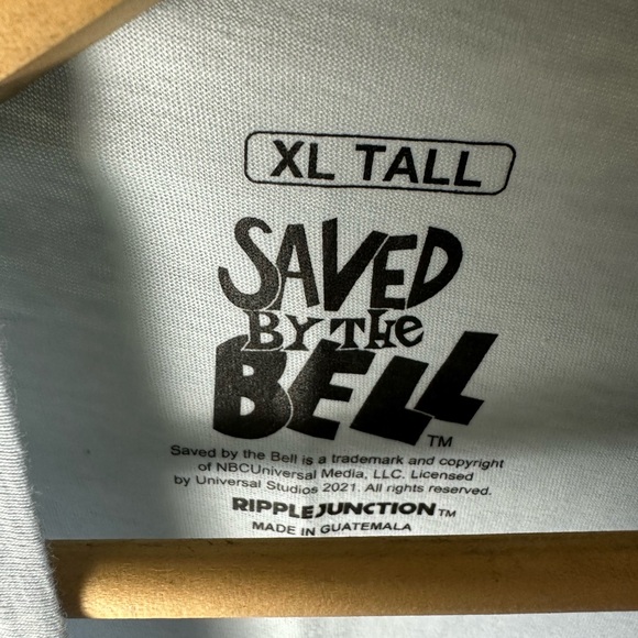 SAVED BY THE BELL Kelly Kapowski T-Shirt. - Picture 6 of 7